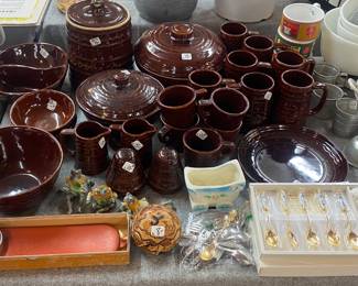Hull Dinnerware