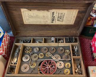 Early Electrical Erector Set in Wooden Box