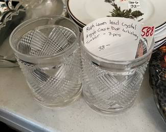 #588	2 Ralph Lauren Leaded Crystal Argyle Crest Doff Whiskey tumbler	 $38.00 			
