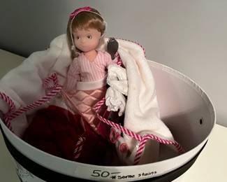 #630 Eloise Absolutely Essential overnight kit doll by Madame Alexander as is stain $50.00
