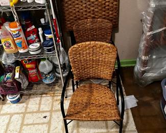 #472	folding table and 2 chairs	 $30.00 			

