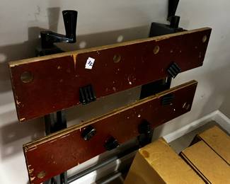 #432	Portable workbench folding	 $35.00 			

