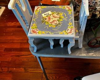 #562	painted doll table with 2 chairs	 $20.00 			
