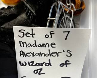 #617 Madame Alexander set of 7 Wizard of Oz dolls figures $120.00