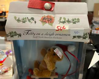 #505	Steiff Teddy on a sleigh ornament	 $40.00 			
#506	Steiff Teddy on a sleigh ornament	 $40.00 			
