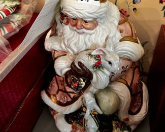 #571	Fitz and Floyd Snowy woods cookie jar	 $45.00 			
