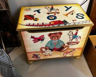 #461	toy box with decals of toys 21x14x17	 $25.00 			
