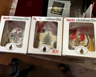 #511	Set of 3 Spode ornaments	 $20.00 			
