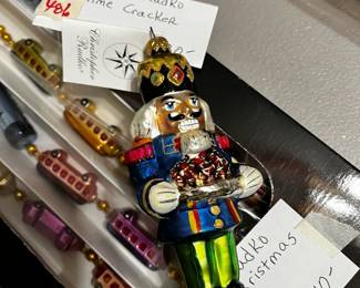 #486	Christopher Radko tea time cracker	 $20.00 			
