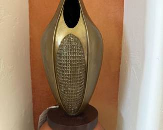 Bronze Corn Maiden by
Al Qayawagma 11/30