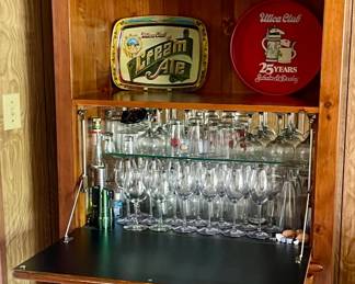 Bar/Shelves