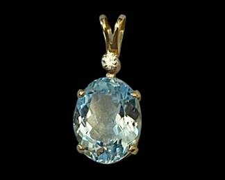 Aquamarine Pendant 