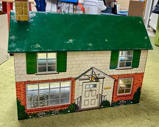 Louis Marx Tin Colonial Dollhouse - Circa 1960