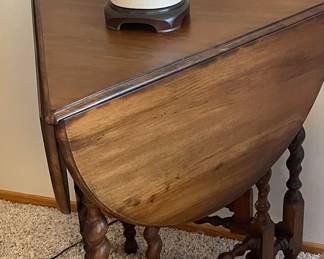 Gateleg Tri-Fold Table