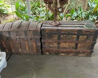 antiqueTrunks