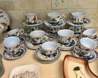 Italian Faenza Garofano Carnation Cups and Saucers