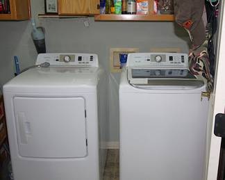 Insignia Washer/Dryer