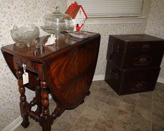 Gorgeous Drop Leaf Table