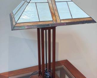 Tiffany Style Stained Glass Table Lamp 