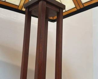 Tiffany Style Stained Glass Table Lamp 