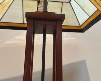 Tiffany Style Stained Glass Table Lamp 