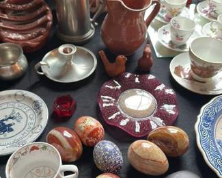 Assorted Decorative Collectibles 