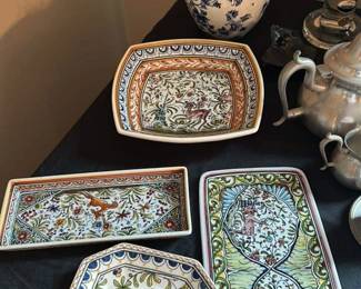 Assorted Decorative Collectibles 