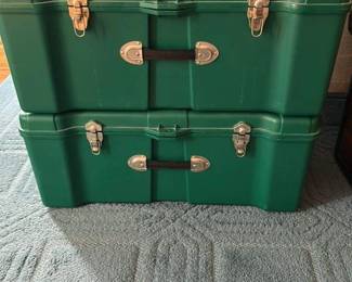 Vintage Green Trunk Set 