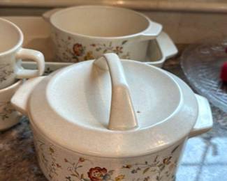 Vintage Floral Pattern Ceramic Pitcher and Mugs Set 