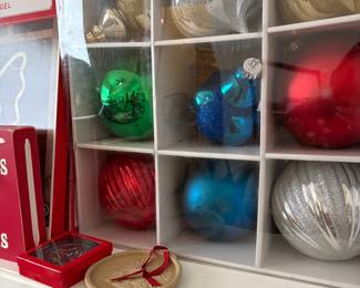 Christmas Ornaments (tons)
