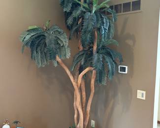 Indoor tree