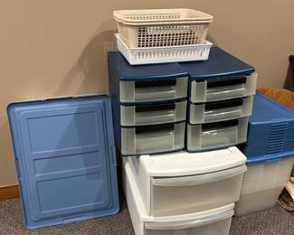 Storage bins