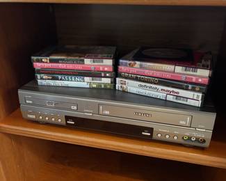 DVD / VHS