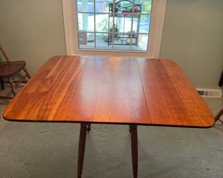Stickley cherry drop leaf table