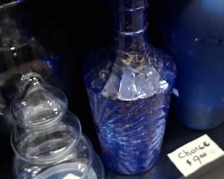 Selection of vases. Multi-colors, multi-sizes, multi-choices.