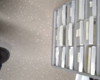 18 drawer small tool or fastener organizer. Great for the work bench. Organize your craft or sewing items.