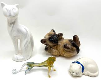4 Feline Figurines: Signed Italian Cub, Ceramic & Glass
Lot #: 140