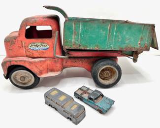 Vintage Metal Tonka Toys Dump Truck & Lesney Matchbox Series No. 66 Bus & No. 50 Car
Lot #: 101