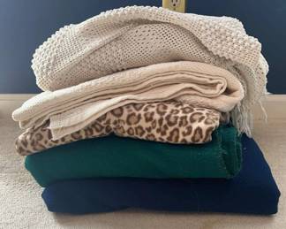 Blankets Throws in Various Sizes