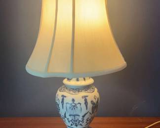 Brown Ivory Lamp