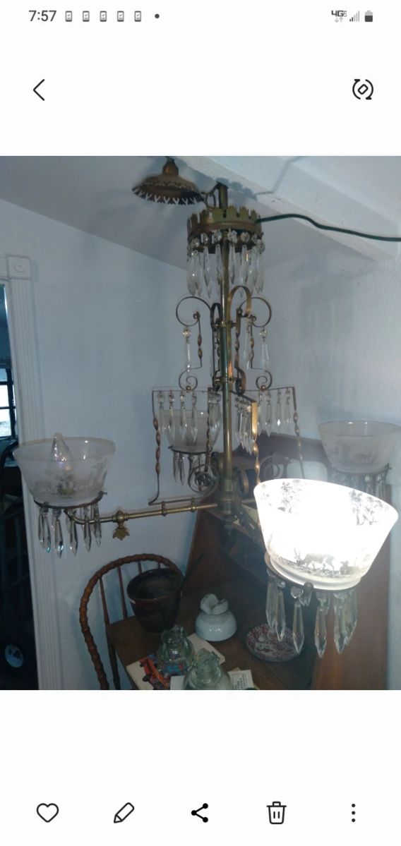 Crystal 1890s chandelier with etches hunting scenes