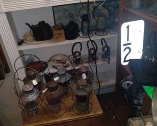 Lots of railroad lamps and lanterns with rr markings