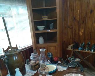 Pink pyrex plus some depression including rare lamp.
Early crock butter churn