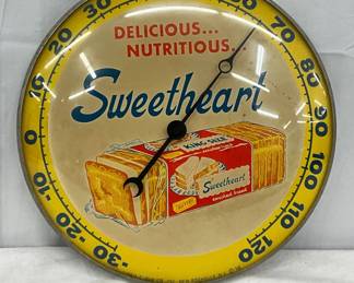 1958 12in. Pam Clock Co. Sweetheart Loaf Bread  Thermometer