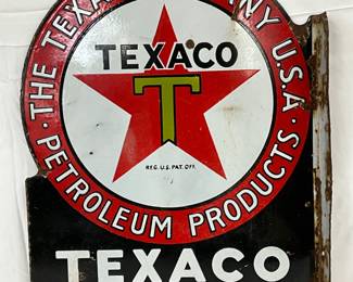 18x23 Porc. Texaco Motor Oil Flange Sign