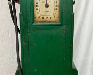 Wayne 866 Gas Pump with Orig. Porcelain Atlantic Signs
