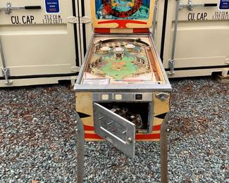 1970's Gottlieb Aquarius PINBALL MACHINE 