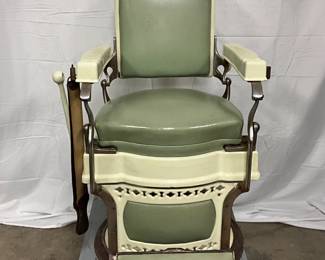 Early Porc Barber Chair