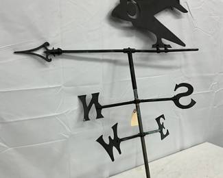 Measures 30x33.5 inches