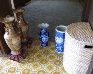 vases